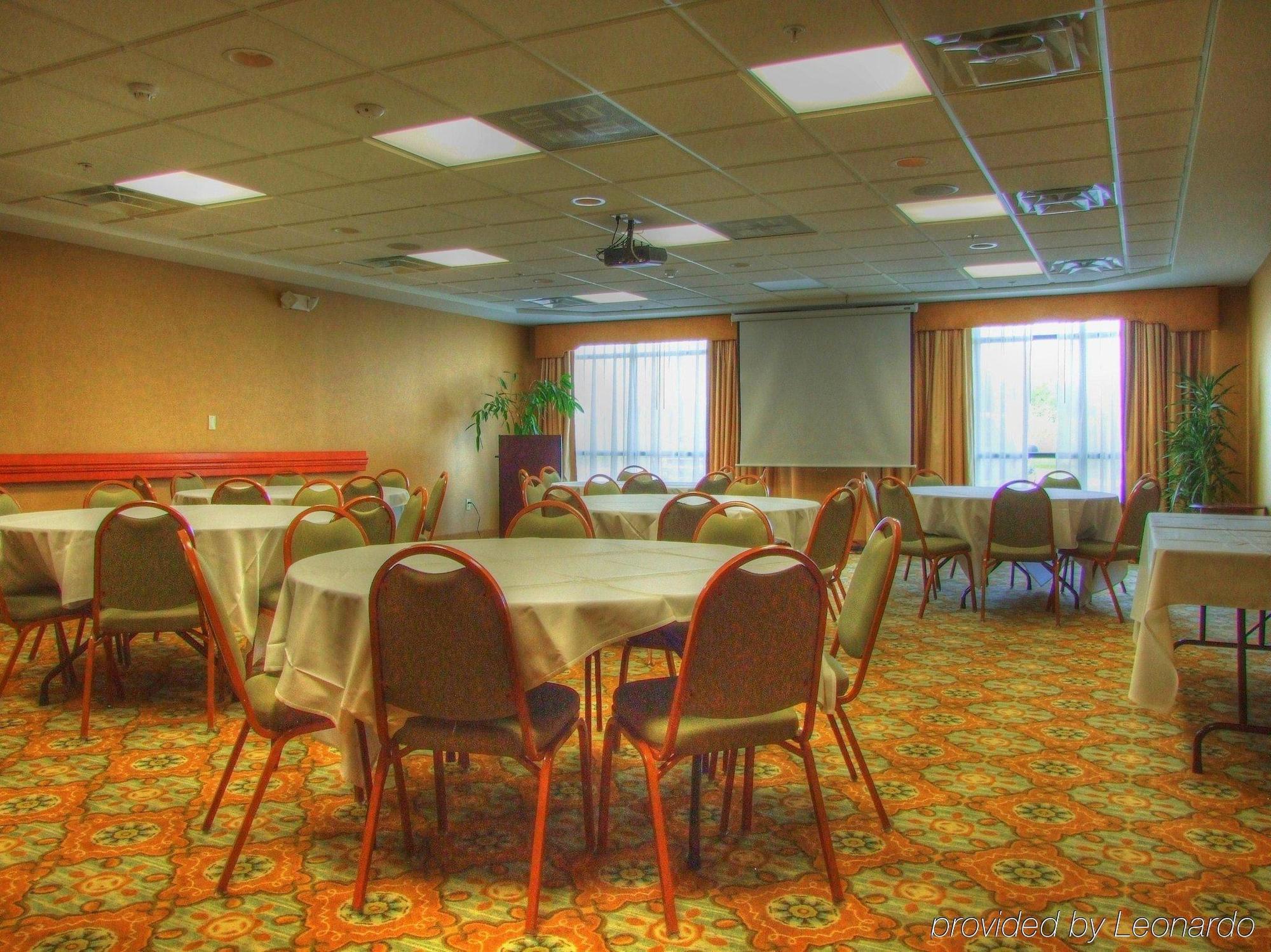 Hampton Inn Commerce/Нови Ресторант снимка