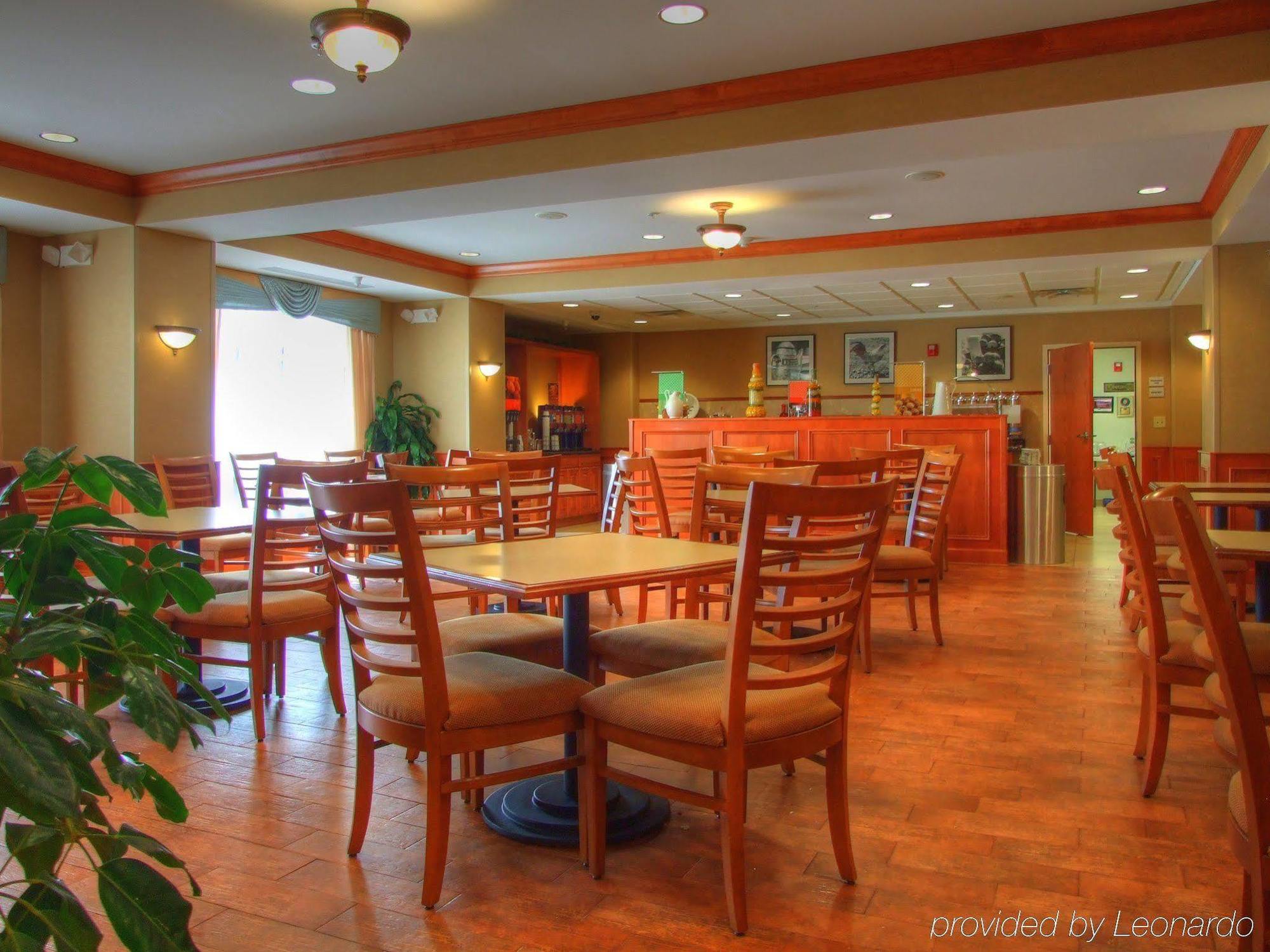 Hampton Inn Commerce/Нови Екстериор снимка